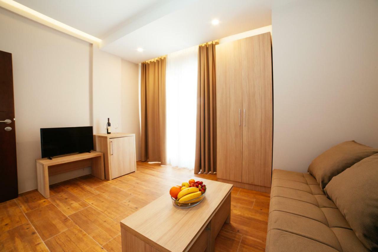 Adriatica Sea & Sun Bed & Breakfast Ulcinj Exterior photo