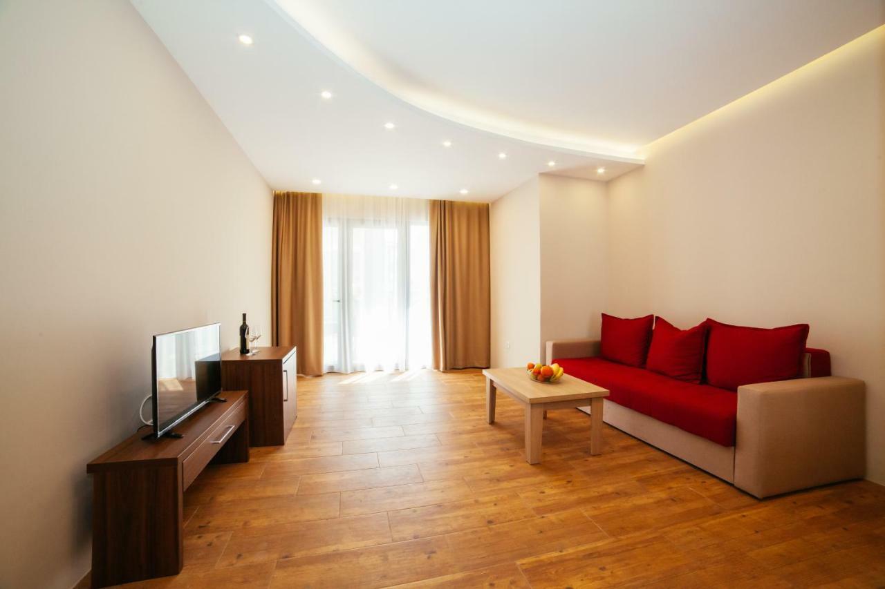 Adriatica Sea & Sun Bed & Breakfast Ulcinj Exterior photo